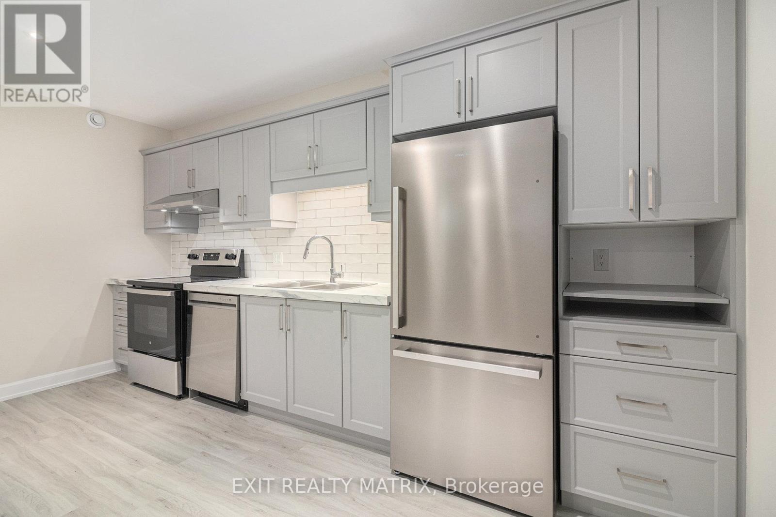 1208 Montblanc Crescent, Russell, Ontario  K0A 1W0 - Photo 6 - X12571862