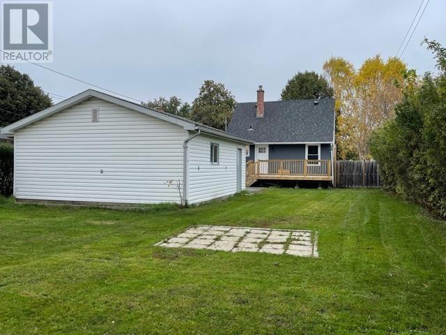 2218 Moodie St E, Thunder Bay, Ontario  P7E 4Z6 - Photo 33 - TB253395