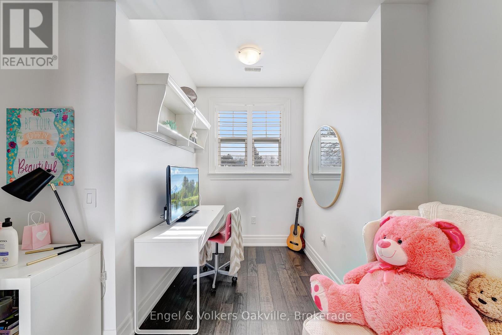 1378 Langdale Crescent, Oakville, Ontario  L6H 2K8 - Photo 25 - W12571766