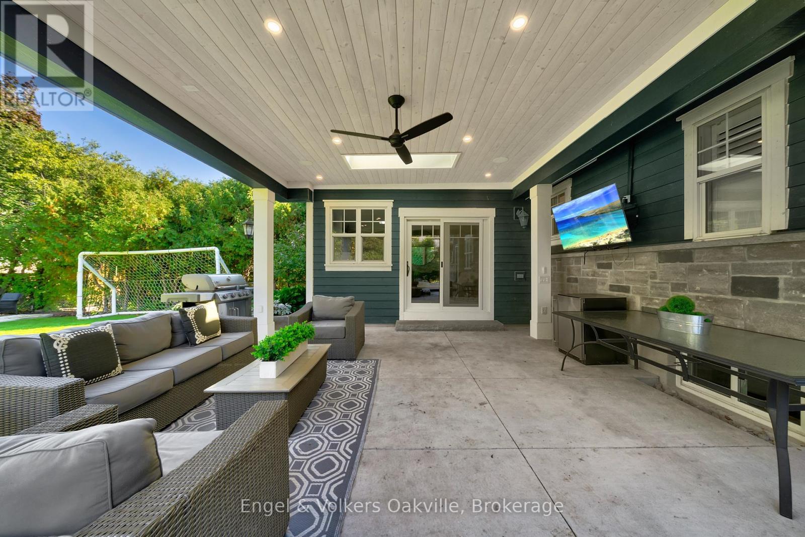 1378 Langdale Crescent, Oakville, Ontario  L6H 2K8 - Photo 30 - W12571766