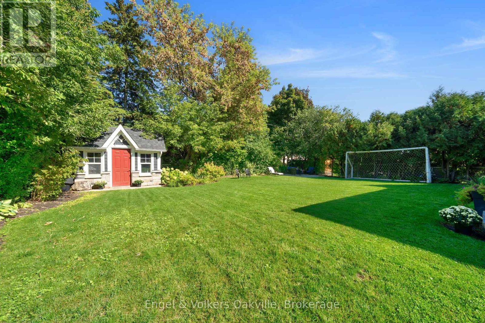 1378 Langdale Crescent, Oakville, Ontario  L6H 2K8 - Photo 35 - W12571766