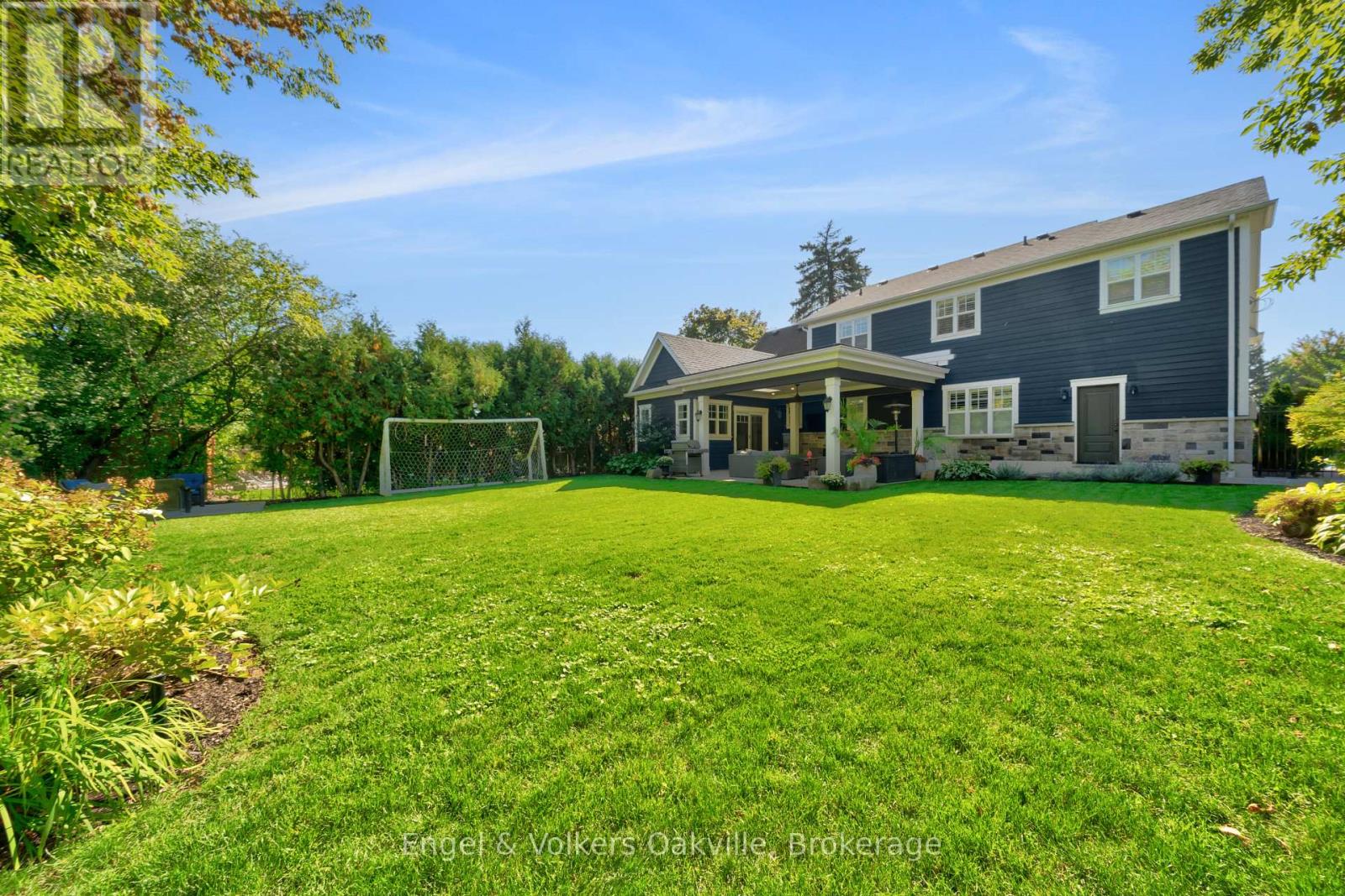 1378 Langdale Crescent, Oakville, Ontario  L6H 2K8 - Photo 37 - W12571766