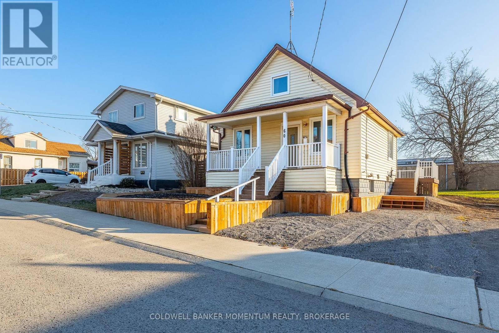 60 Patricia Street, Thorold, Ontario  L2V 3W1 - Photo 1 - X12571816