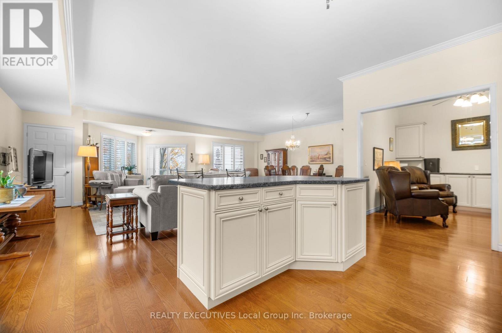 404 - 533 Lakeshore Drive, North Bay (Ferris), Ontario  P1A 2E5 - Photo 16 - X12571740