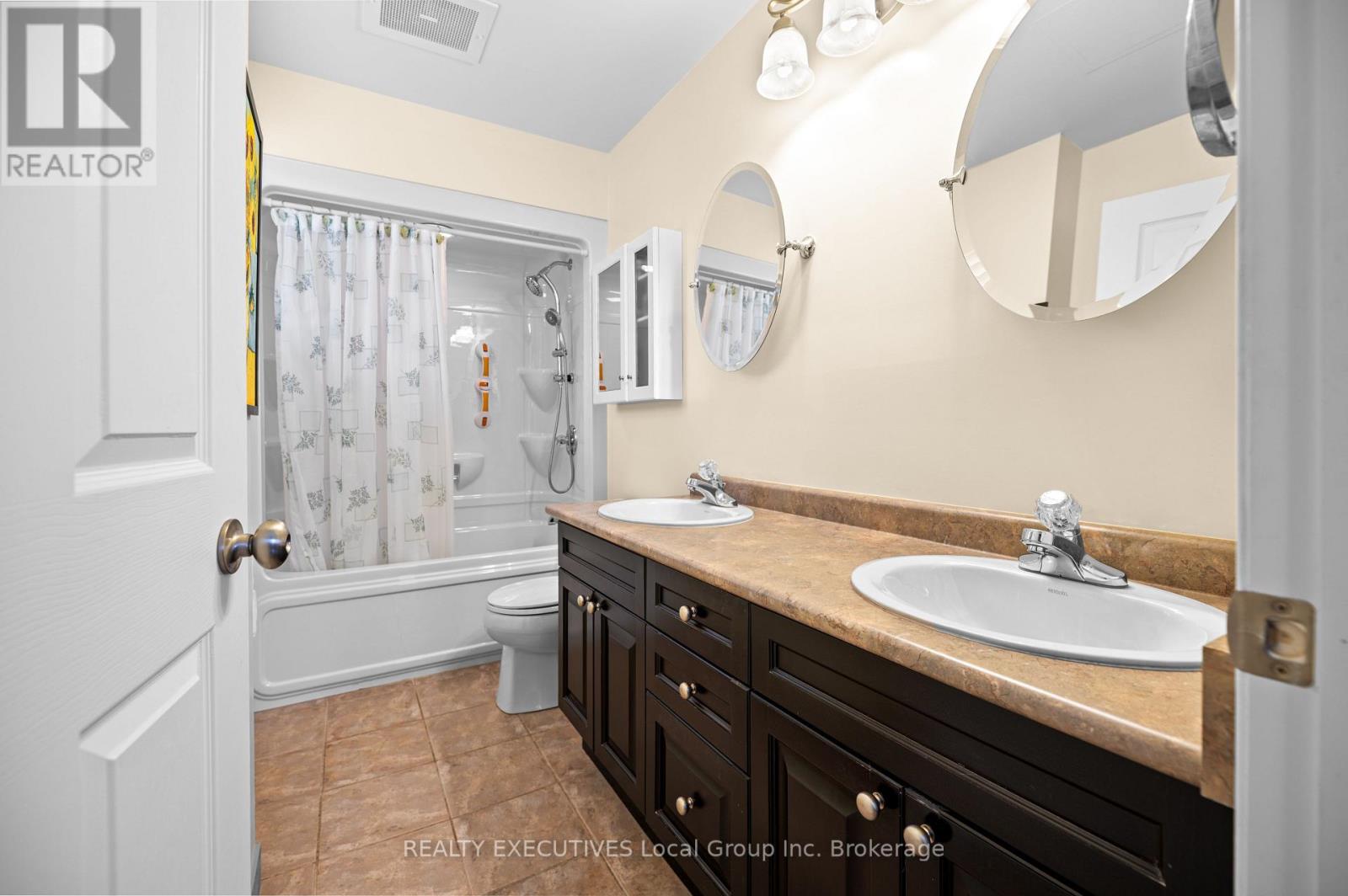 404 - 533 Lakeshore Drive, North Bay (Ferris), Ontario  P1A 2E5 - Photo 21 - X12571740