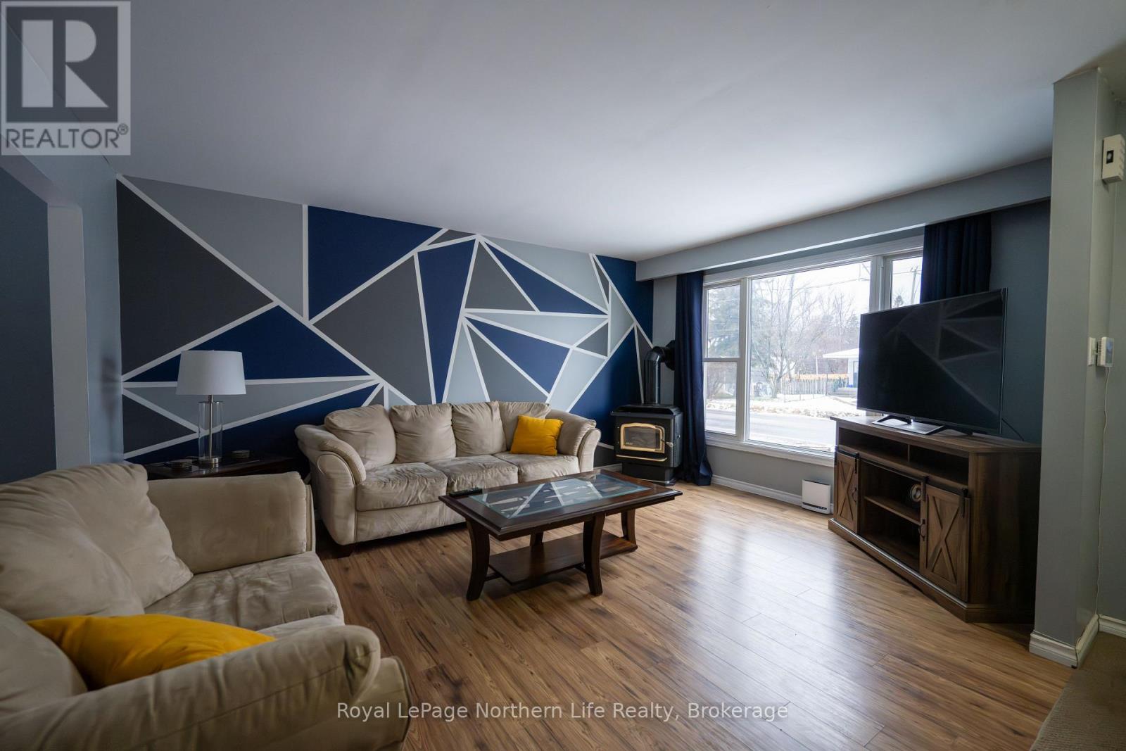 1732 Mckeown Avenue, North Bay (Widdifield), Ontario  P1B 7N3 - Photo 5 - X12571888