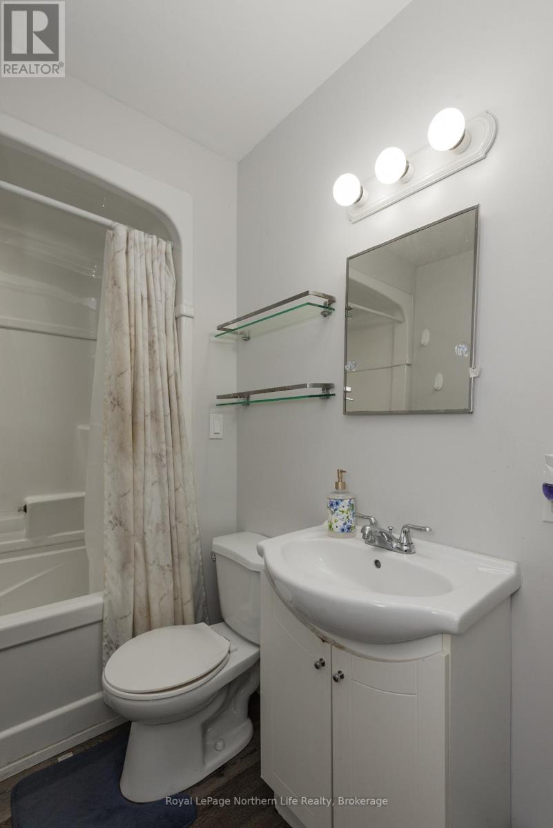 967 Galt Street, North Bay (Central), Ontario  P1B 5N5 - Photo 13 - X12571958