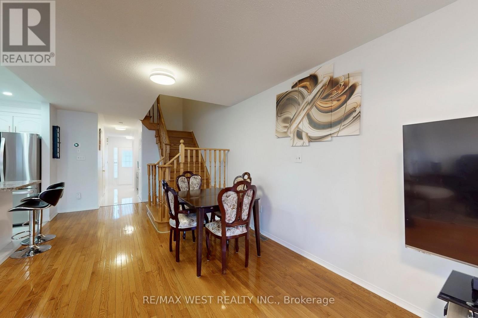 40 San Gabriele Avenue, Toronto, Ontario  M9L 3A4 - Photo 15 - W12571600