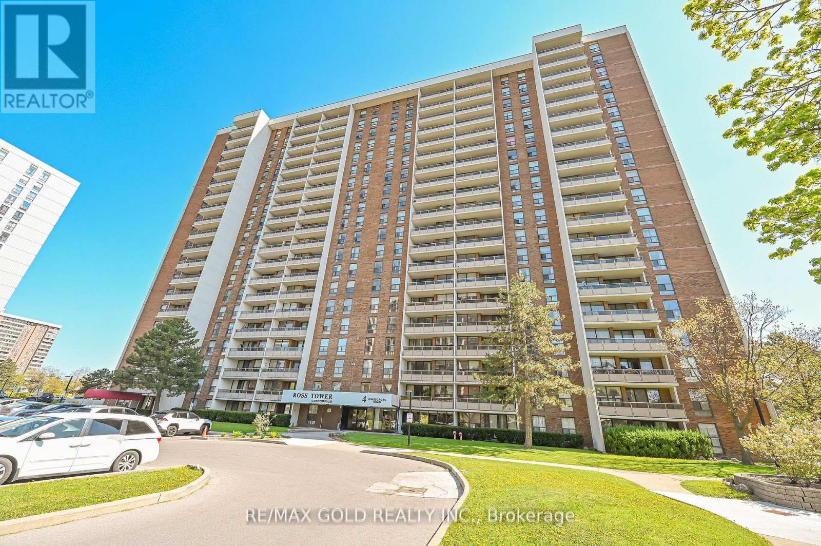 1807 - 4 Kings Cross Road, Brampton, Ontario  L6T 3X8 - Photo 3 - W12571626