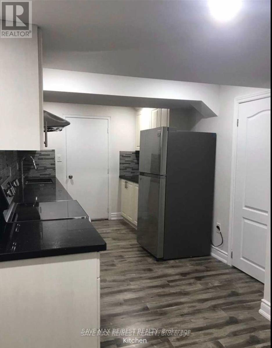 71 Olivia Marie Road, Brampton, Ontario  L6Y 0M4 - Photo 3 - W12571636