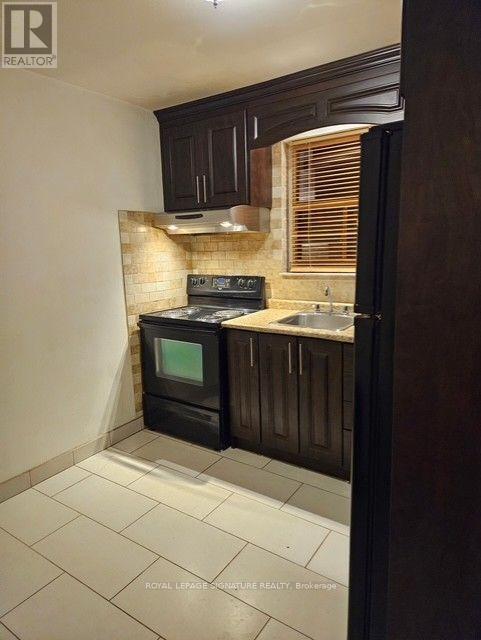 3 - 71 Thirteenth Street, Toronto, Ontario  M8V 3H5 - Photo 2 - W12571680