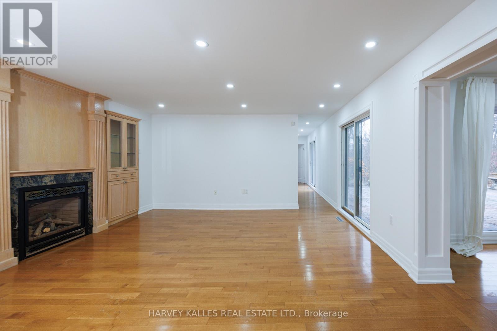 19 Blair Athol Crescent, Toronto, Ontario  M9A 1X6 - Photo 30 - W12571718