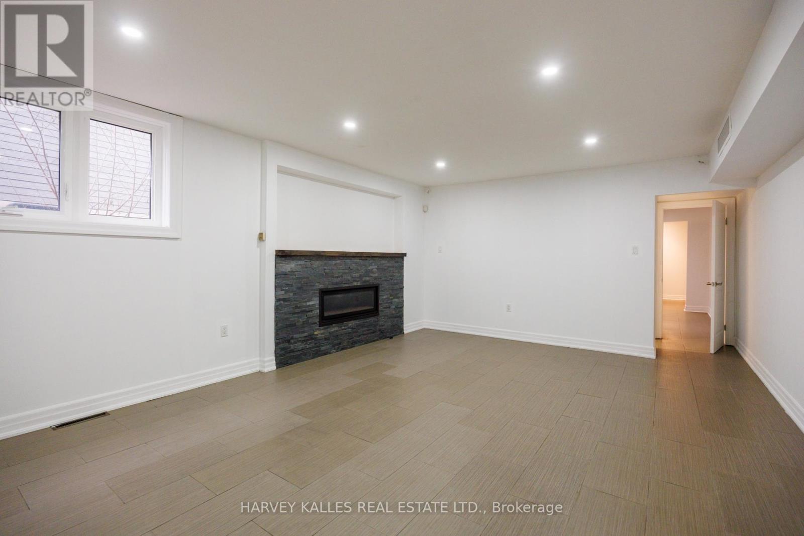 19 Blair Athol Crescent, Toronto, Ontario  M9A 1X6 - Photo 46 - W12571718