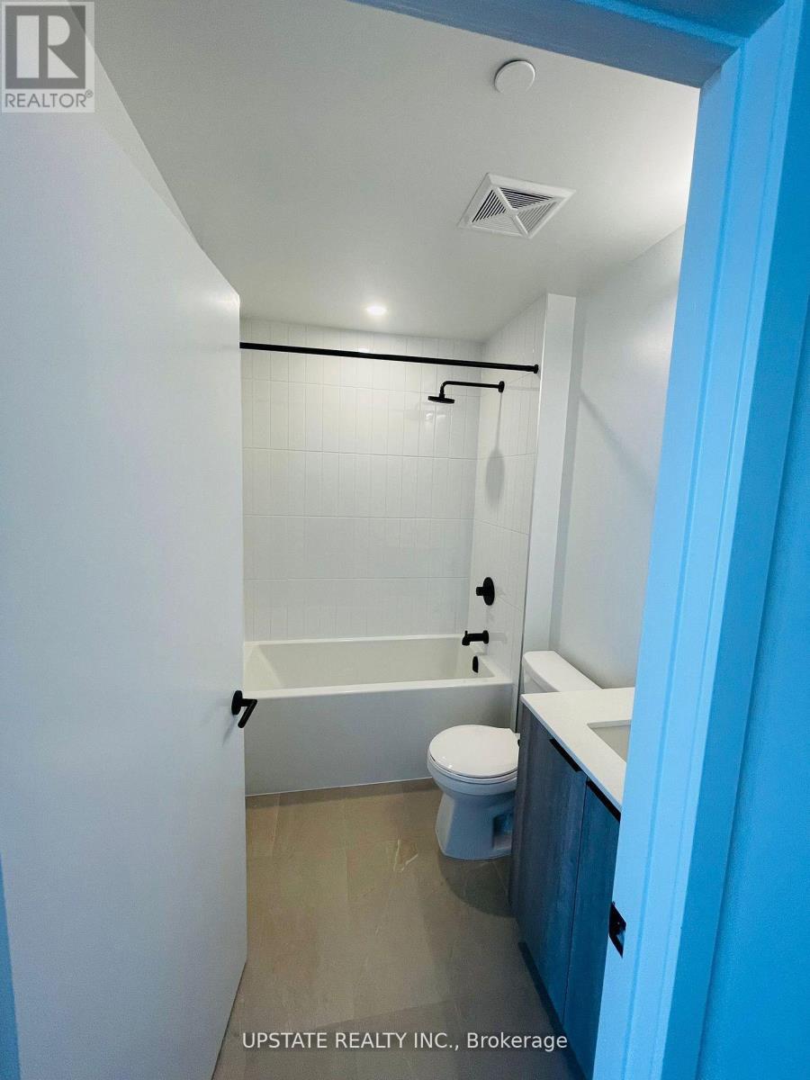 1909 - 2495 Eglinton Avenue W, Mississauga, Ontario  L5M 2T2 - Photo 10 - W12571732