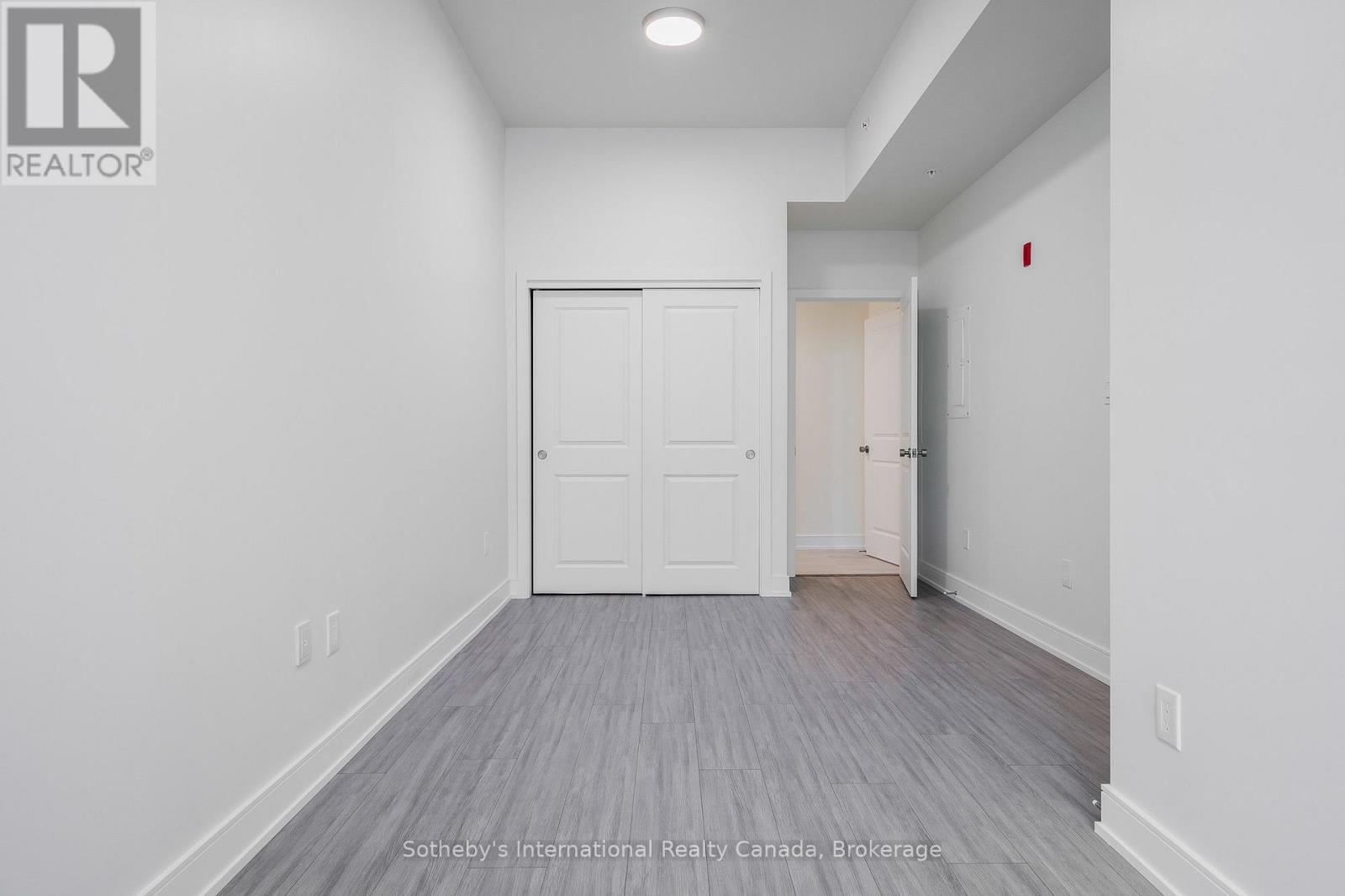 322 - 121 Mary Street, Clearview, Ontario L0M 1G0 - Photo 13 - S12571874