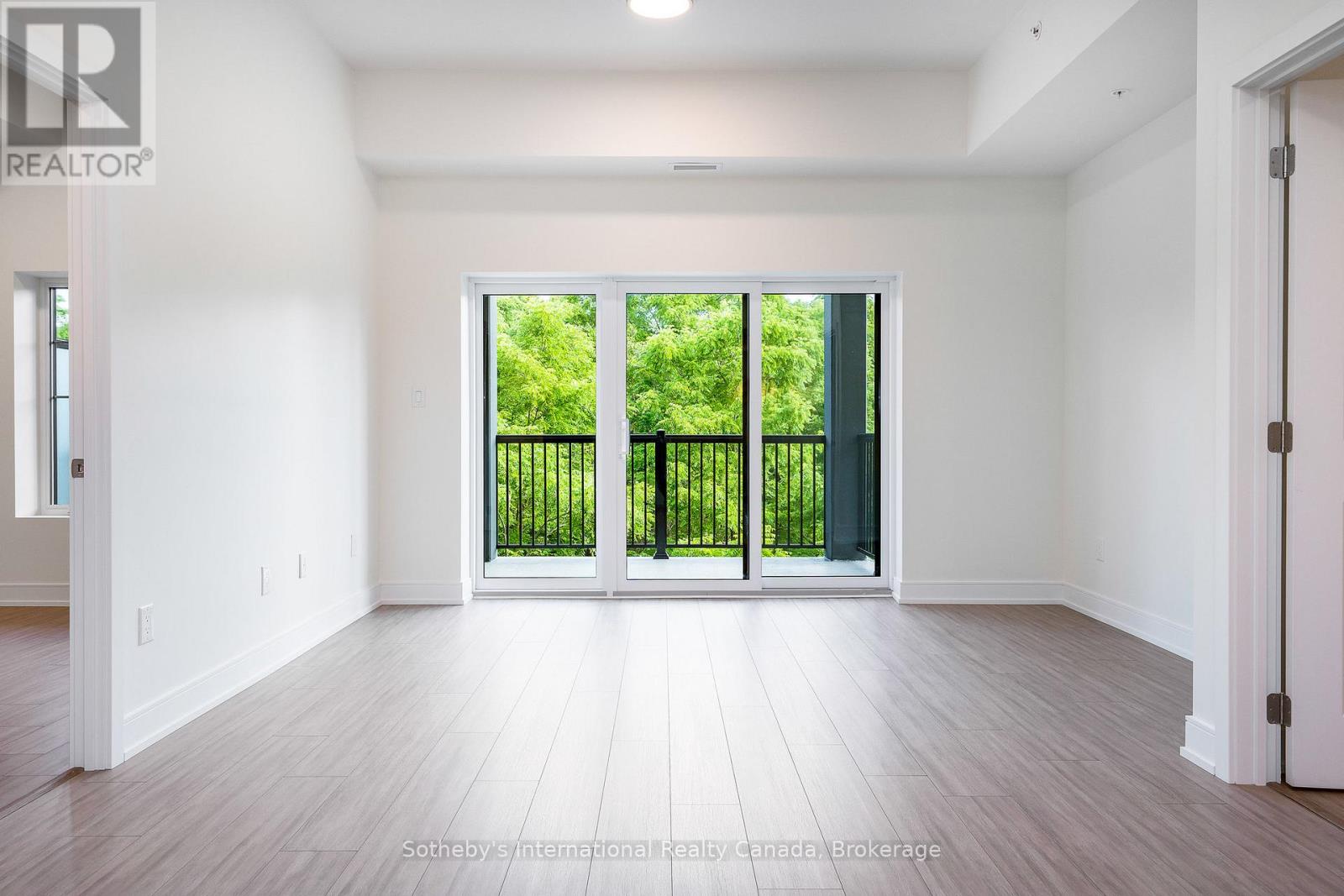 322 - 121 Mary Street, Clearview, Ontario L0M 1G0 - Photo 8 - S12571874