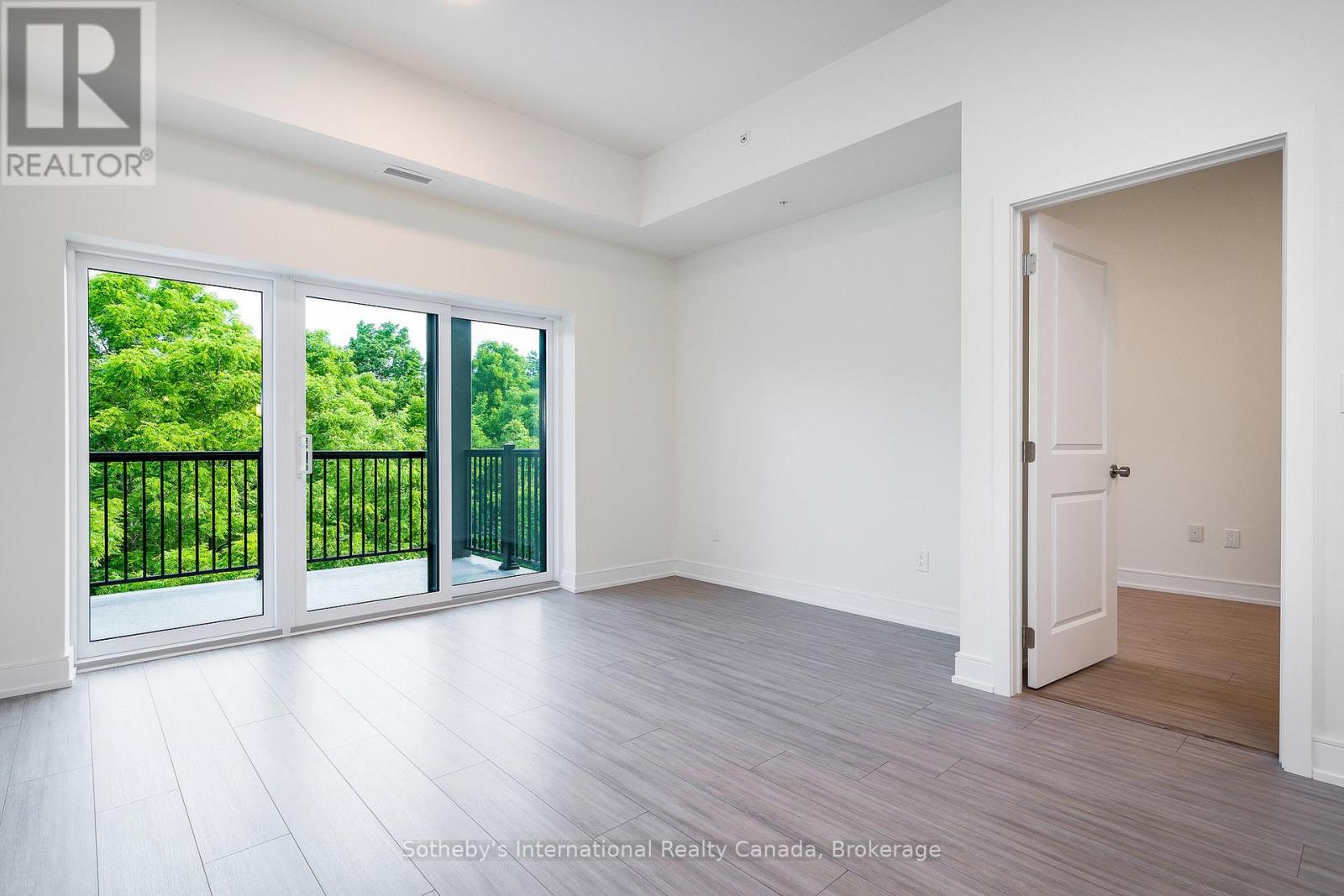 322 - 121 Mary Street, Clearview, Ontario L0M 1G0 - Photo 9 - S12571874