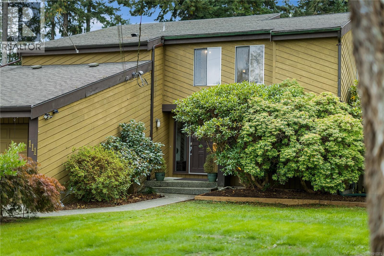 111 Engles Rd, Campbell River, British Columbia  V9H 1J8 - Photo 2 - 1017272