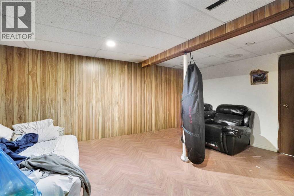 28 Abergale Close Ne, Calgary, Alberta  T2A 6J1 - Photo 3 - A2272293