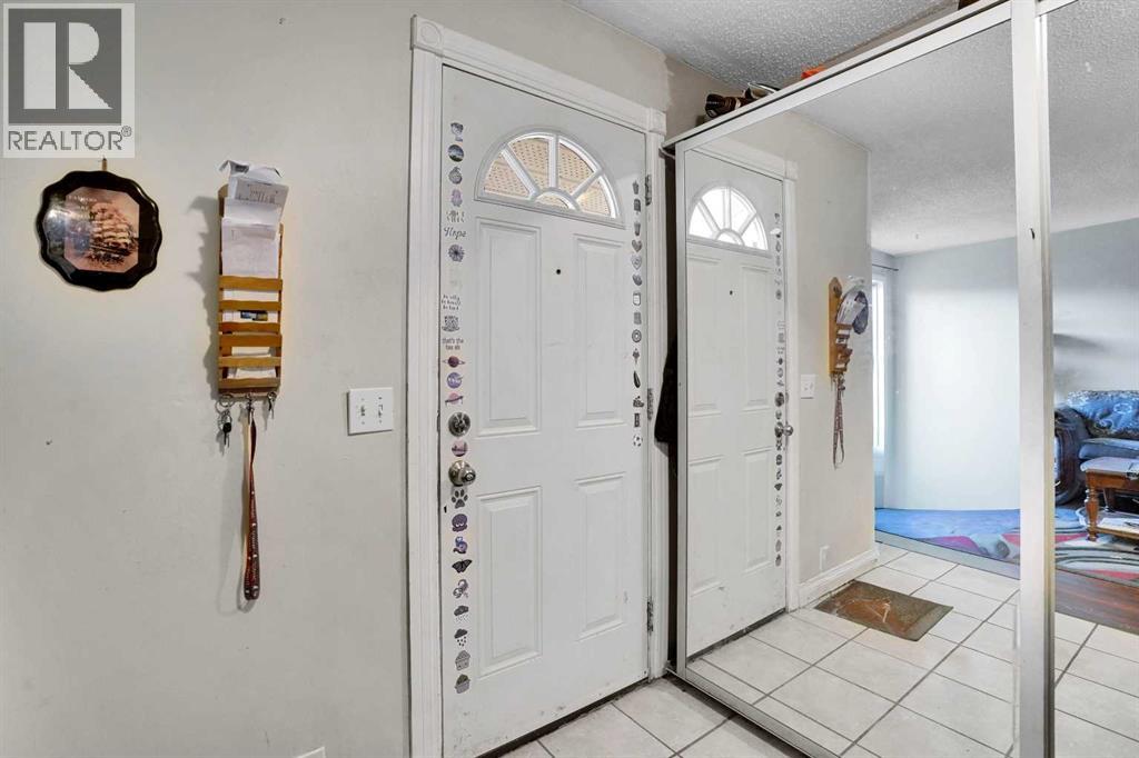 28 Abergale Close Ne, Calgary, Alberta  T2A 6J1 - Photo 8 - A2272293