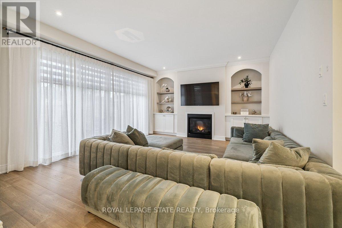 47 Cielo Court, Hamilton, Ontario  L9B 0J1 - Photo 13 - X12571646