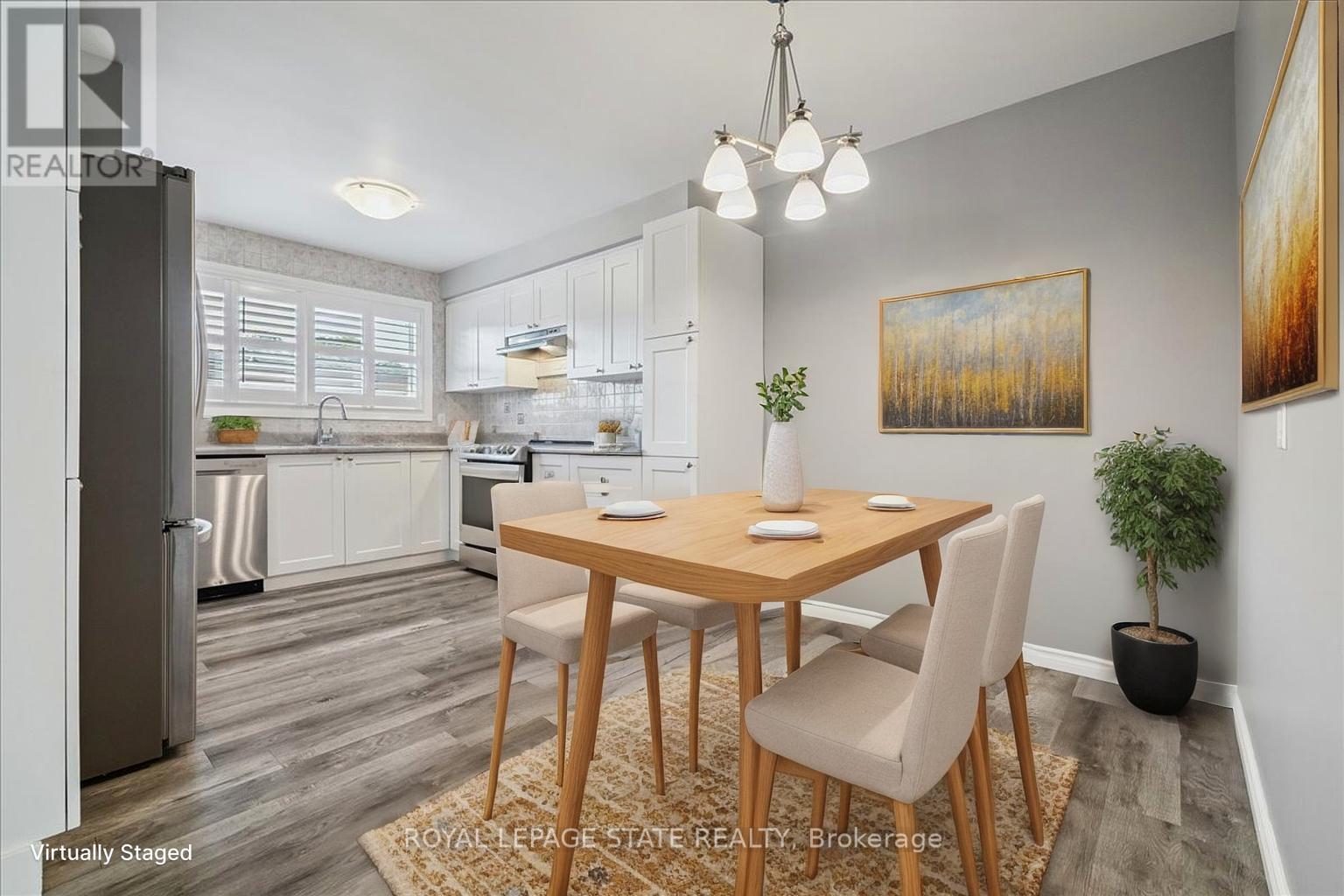 15 Purdy Crescent, Hamilton, Ontario  L9A 3B4 - Photo 3 - X12571666