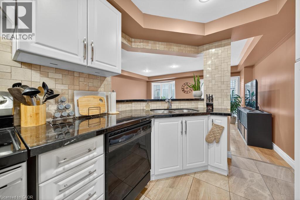 171 Highbury Drive Unit# 28, Hamilton, Ontario  L8J 3T6 - Photo 20 - 40789659