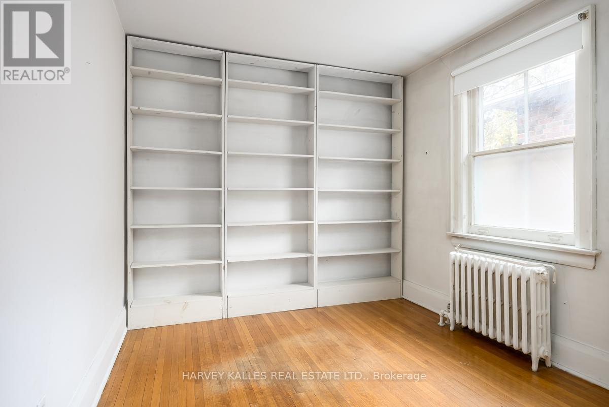 236 Greer Road, Toronto, Ontario M5M 3N7 - Photo 19 - C12571834