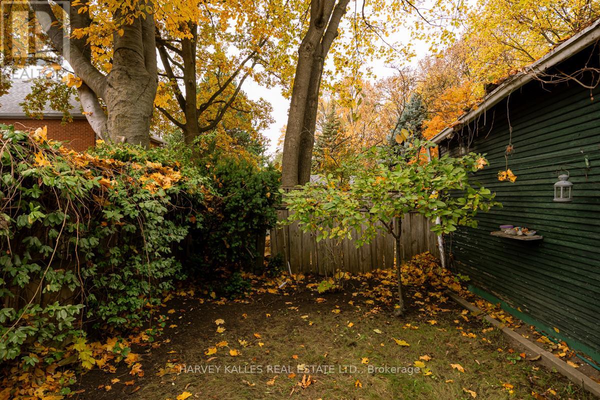 236 Greer Road, Toronto, Ontario M5M 3N7 - Photo 22 - C12571834