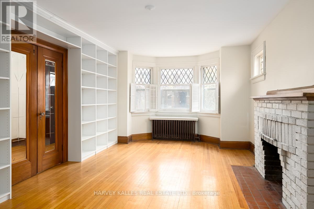 236 Greer Road, Toronto, Ontario M5M 3N7 - Photo 5 - C12571834