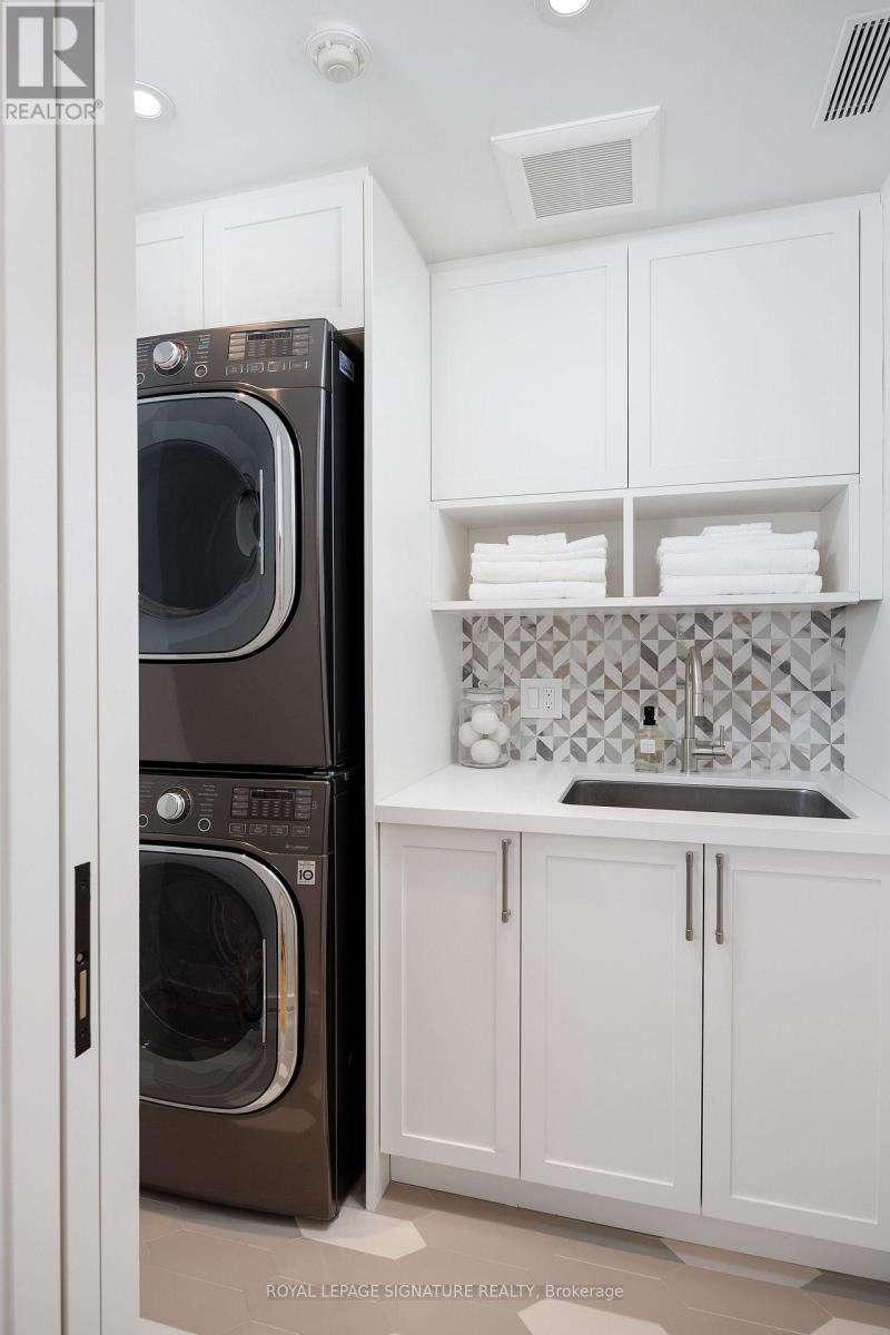 207 Strathallan Boulevard, Toronto, Ontario  M1N 1T3 - Photo 37 - C12571918