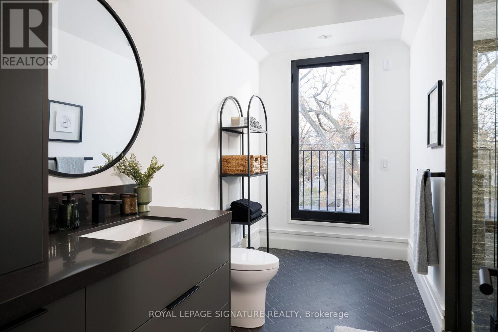 207 Strathallan Boulevard, Toronto, Ontario  M1N 1T3 - Photo 39 - C12571918