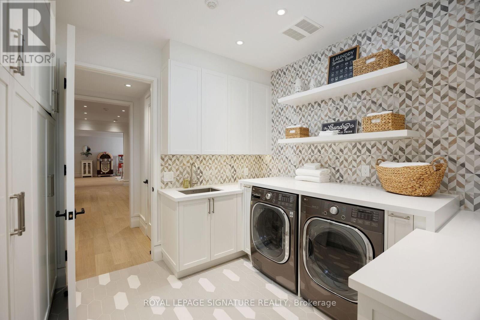 207 Strathallan Boulevard, Toronto, Ontario  M1N 1T3 - Photo 47 - C12571918