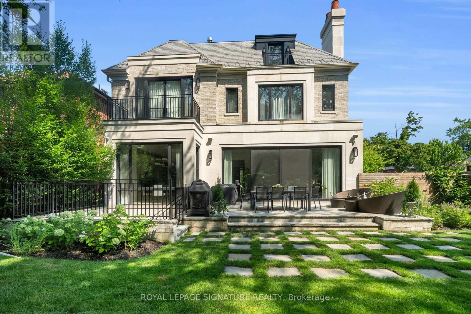 207 Strathallan Boulevard, Toronto, Ontario  M1N 1T3 - Photo 49 - C12571918