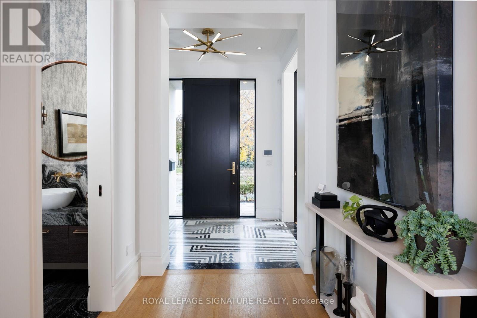 207 Strathallan Boulevard, Toronto, Ontario  M1N 1T3 - Photo 6 - C12571918