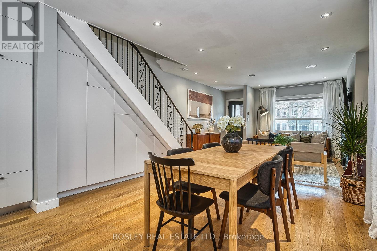 38 Halton Street, Toronto, Ontario  M6J 1R3 - Photo 9 - C12571974