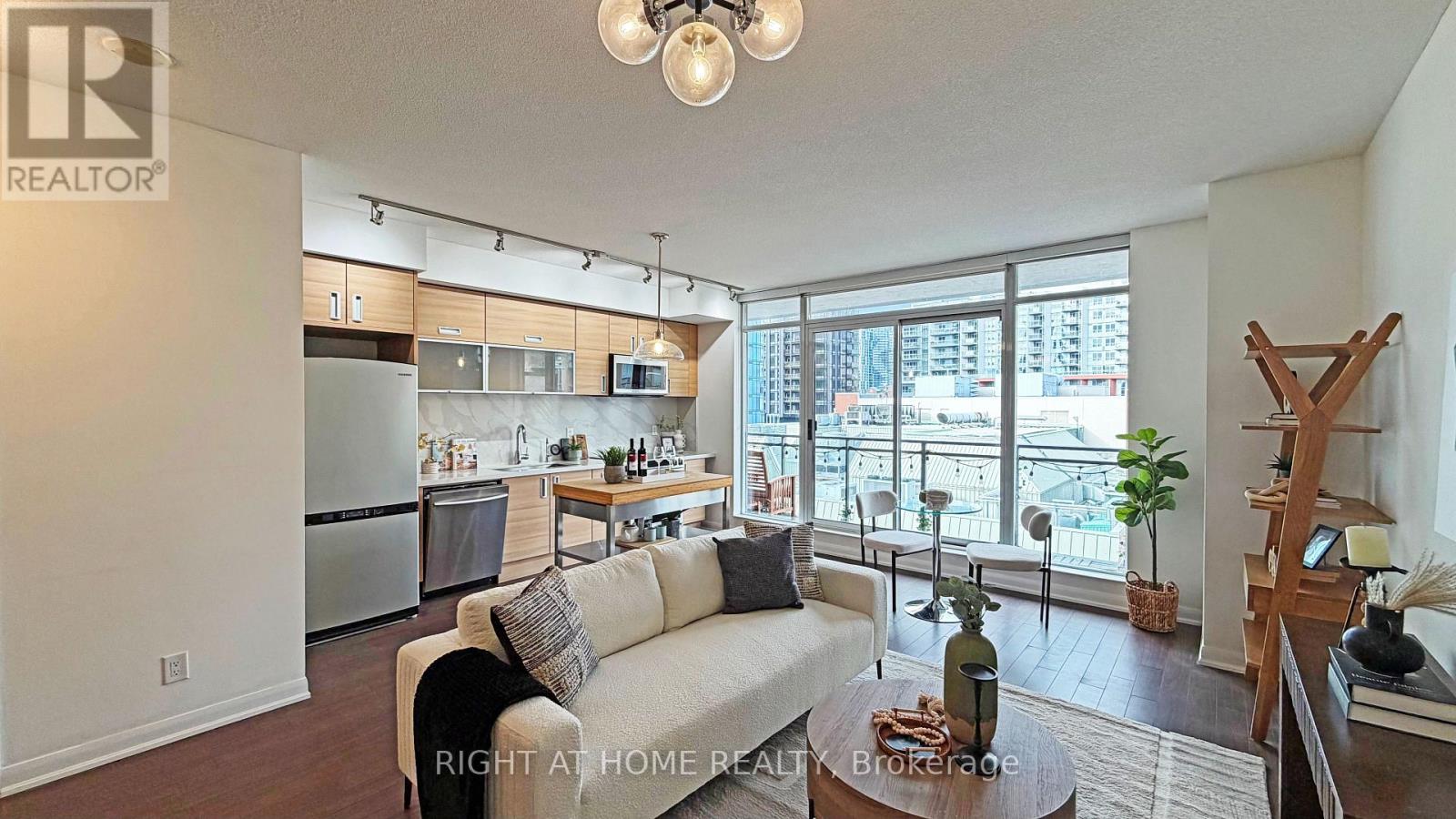 906 - 205 FREDERICK STREET, Toronto, Ontario