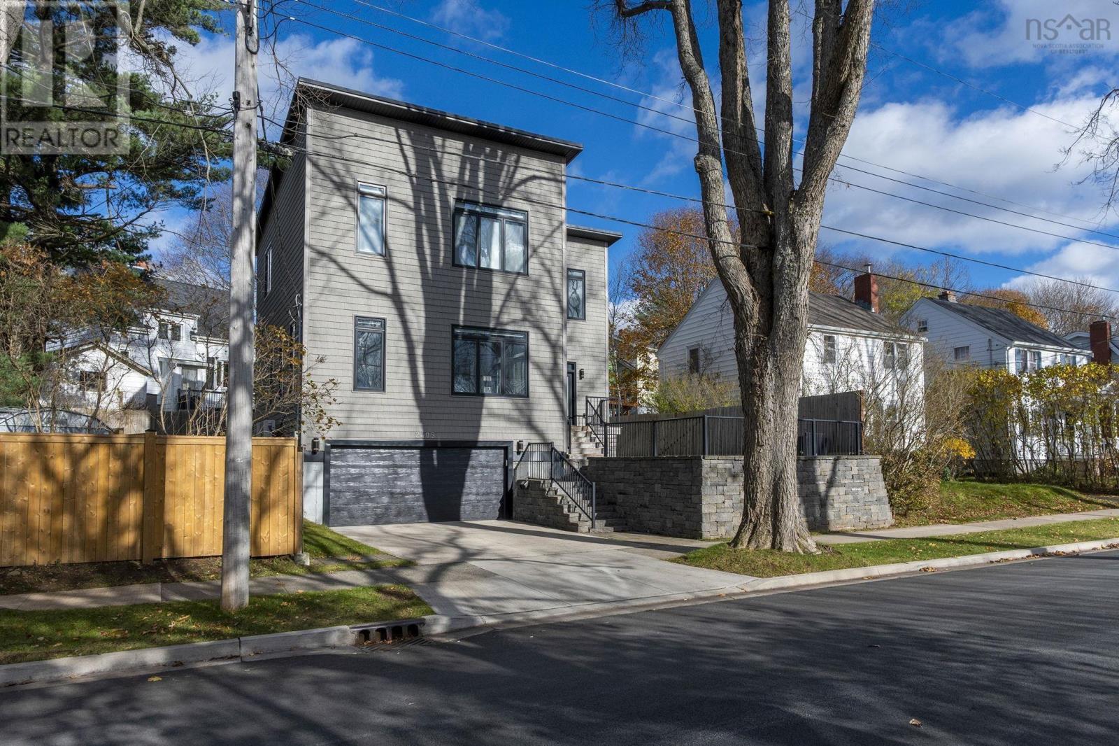 2405 Roosevelt Drive, Halifax, Nova Scotia B3L 3H8 - Photo 2 - 202528449