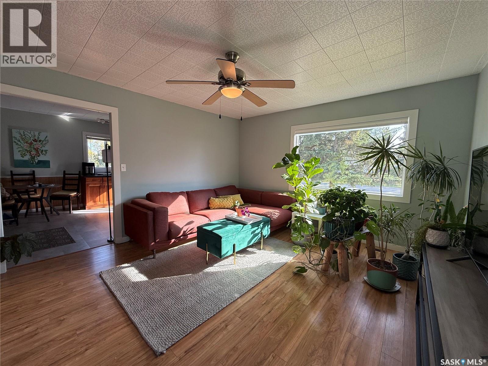 307 1st Avenue, St. Walburg, Saskatchewan  S0M 2T0 - Photo 9 - SK024605