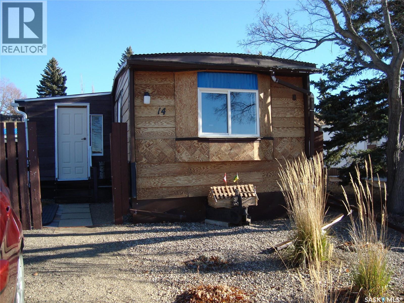 14 701 11th Avenue Nw, Swift Current, Saskatchewan  S9H 4M5 - Photo 1 - SK024548