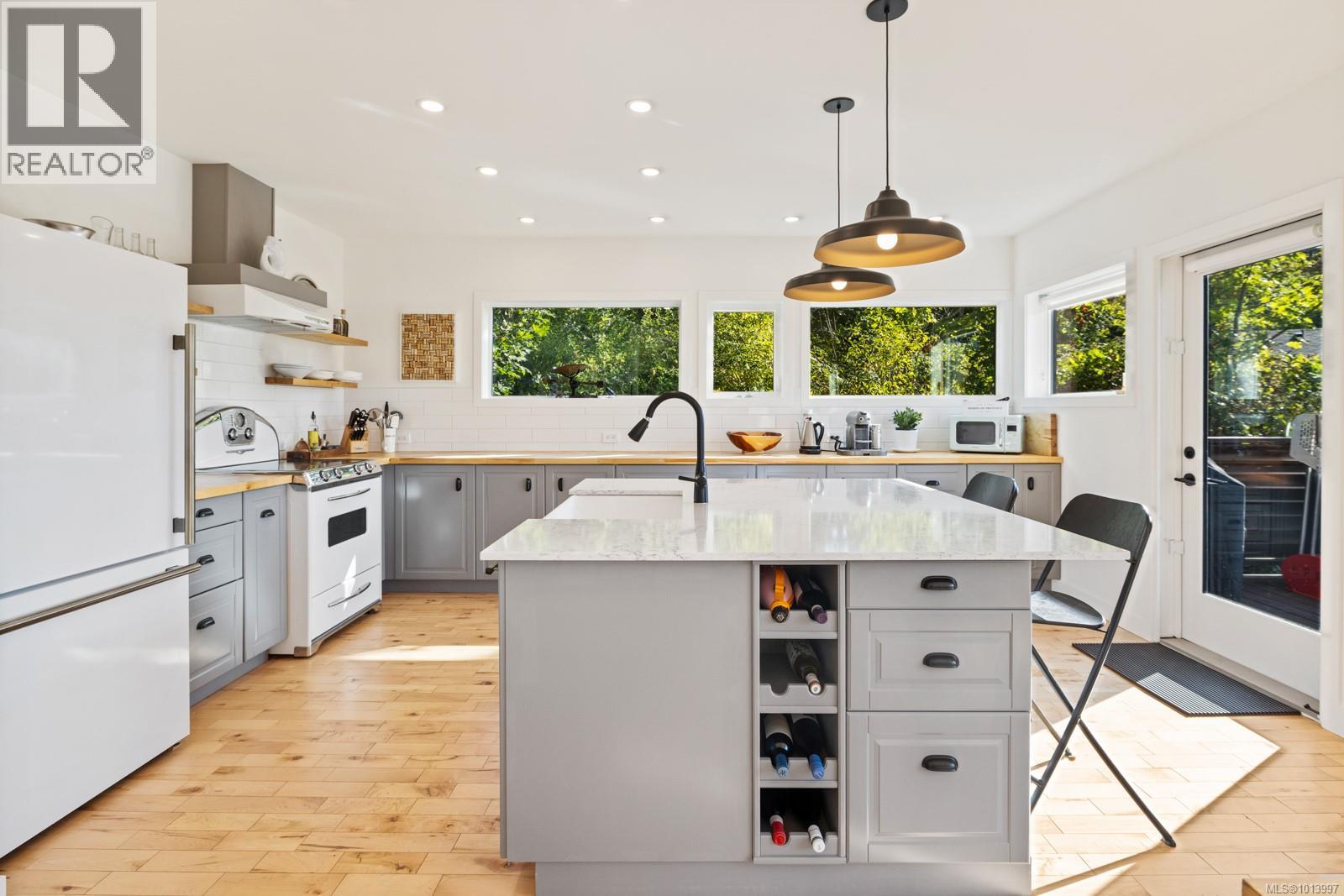 1784 Vee Rd, Cowichan Bay, British Columbia  V0R 1N1 - Photo 13 - 1013997