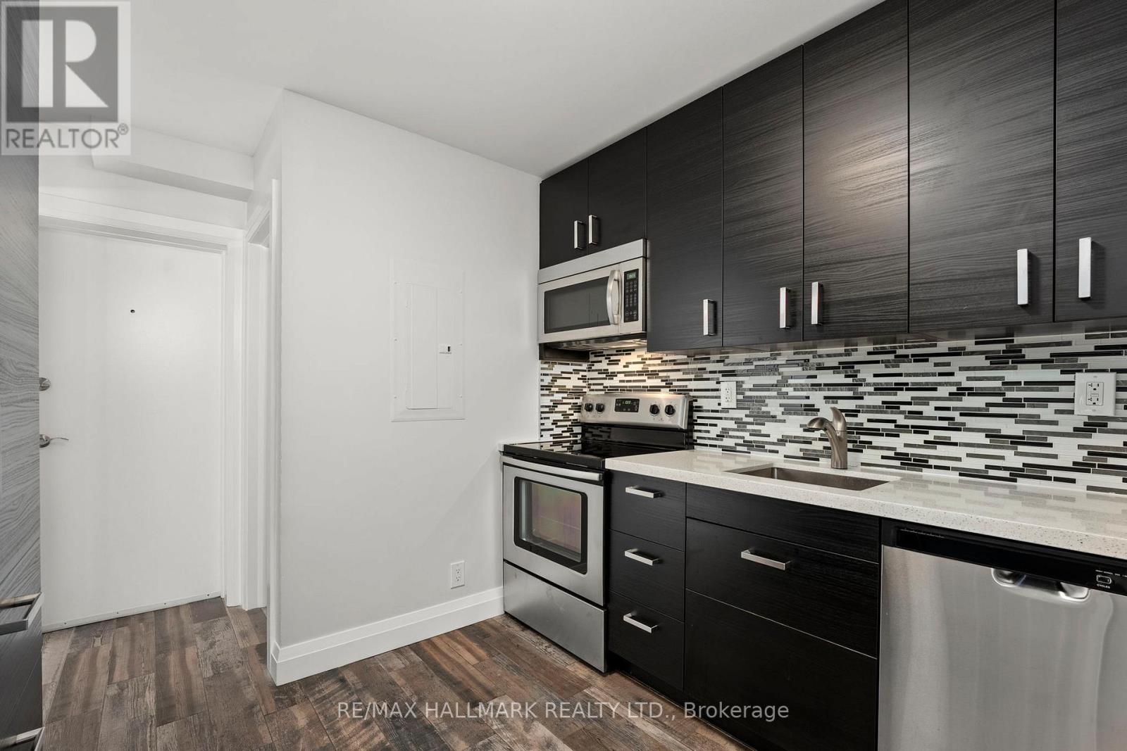 Unit 2 - 276 King Edward Avenue, Toronto, Ontario  M4C 0A8 - Photo 4 - E12571936