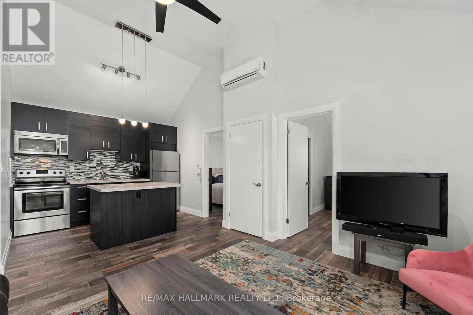 Unit 1 - 276 King Edward Avenue, Toronto, Ontario  M4C 0A8 - Photo 2 - E12571940