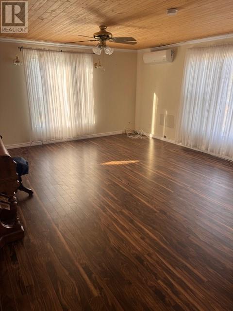 34 Legion Road, Eastport, Newfoundland & Labrador   - Photo 21 - 1292849