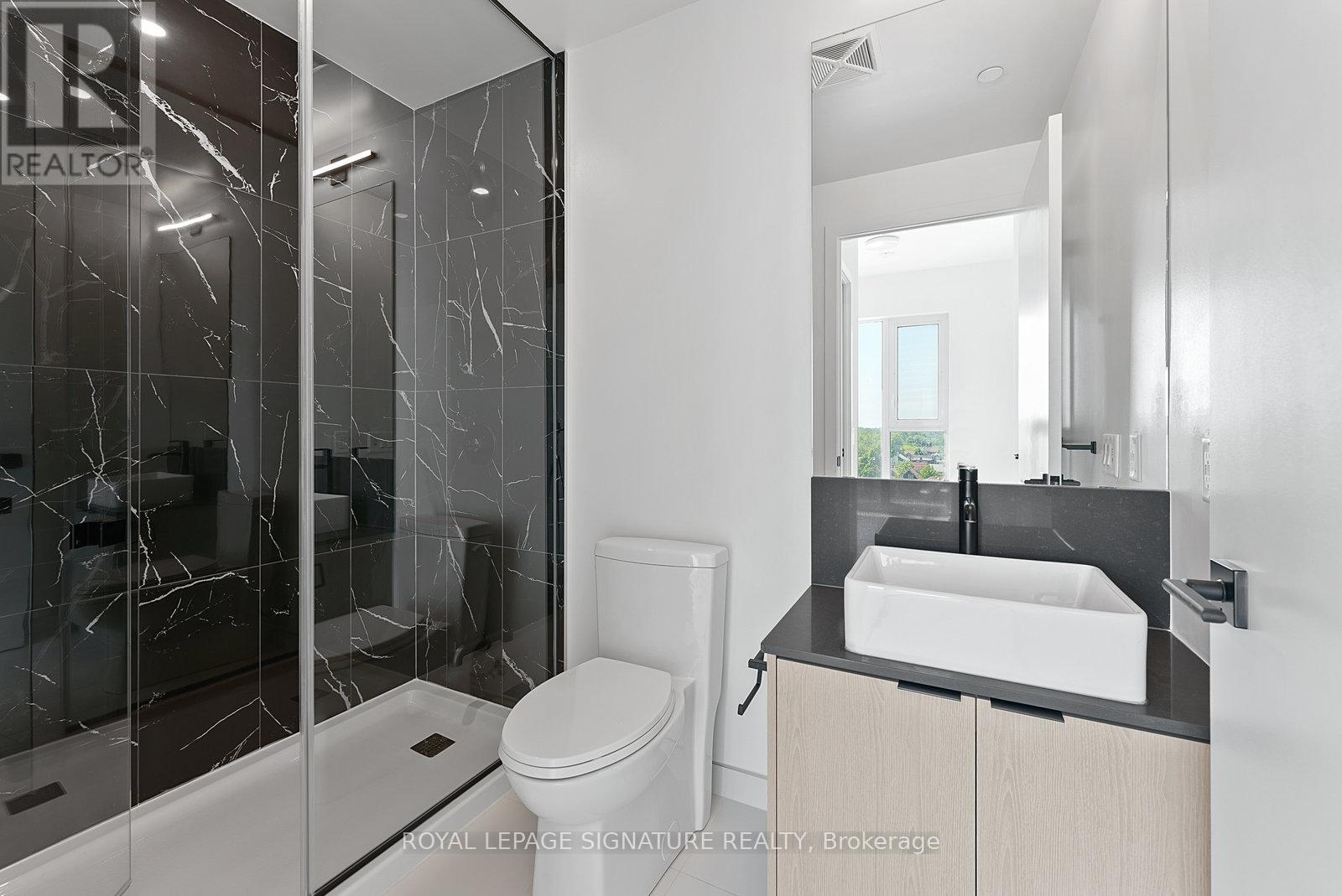 601 - 10 Graphophone Grove, Toronto, Ontario M6H 0E5 - Photo 15 - W12557954