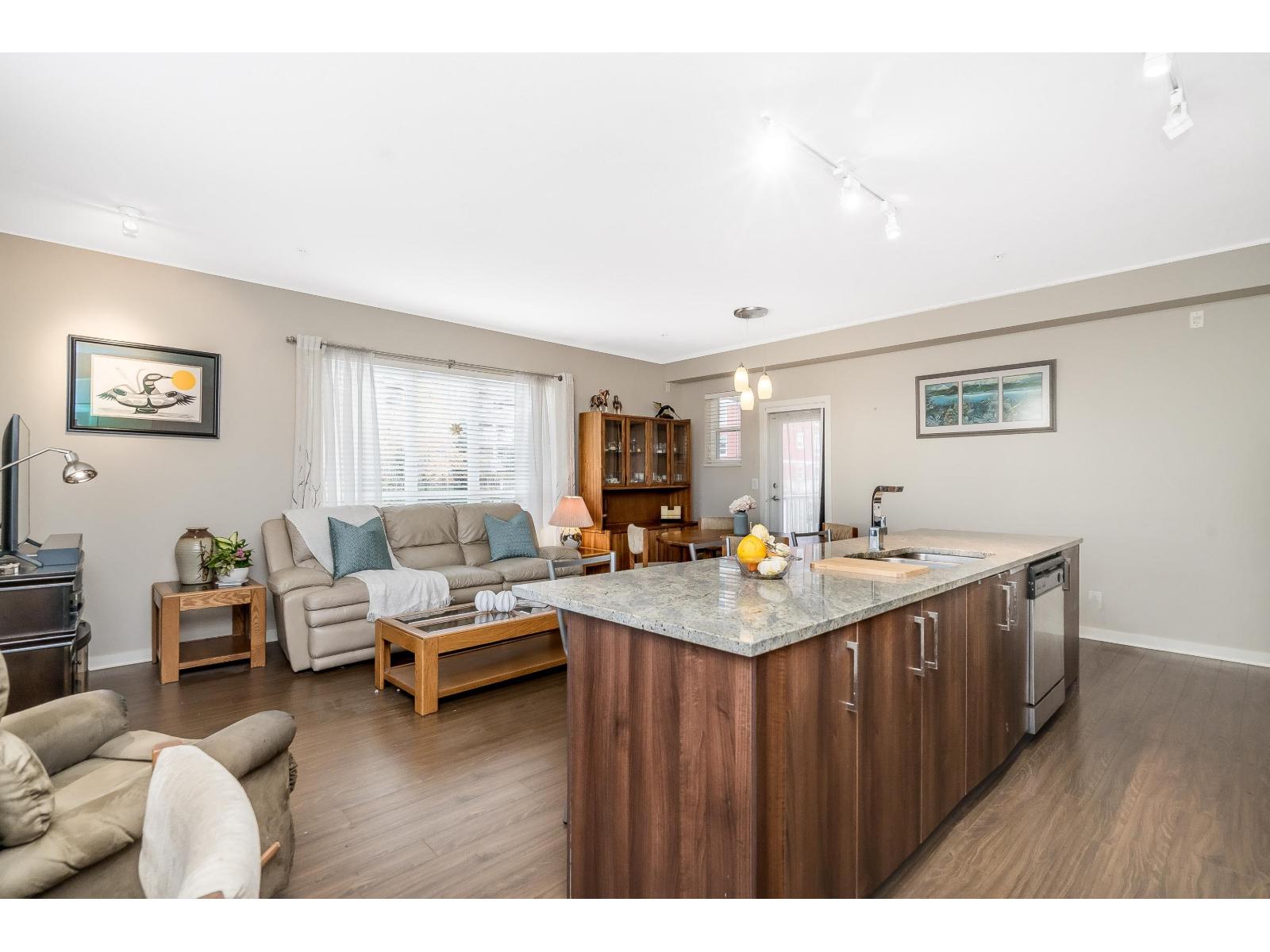 307 6450 194 Street, Surrey, British Columbia  V4N 6J8 - Photo 8 - R3069125