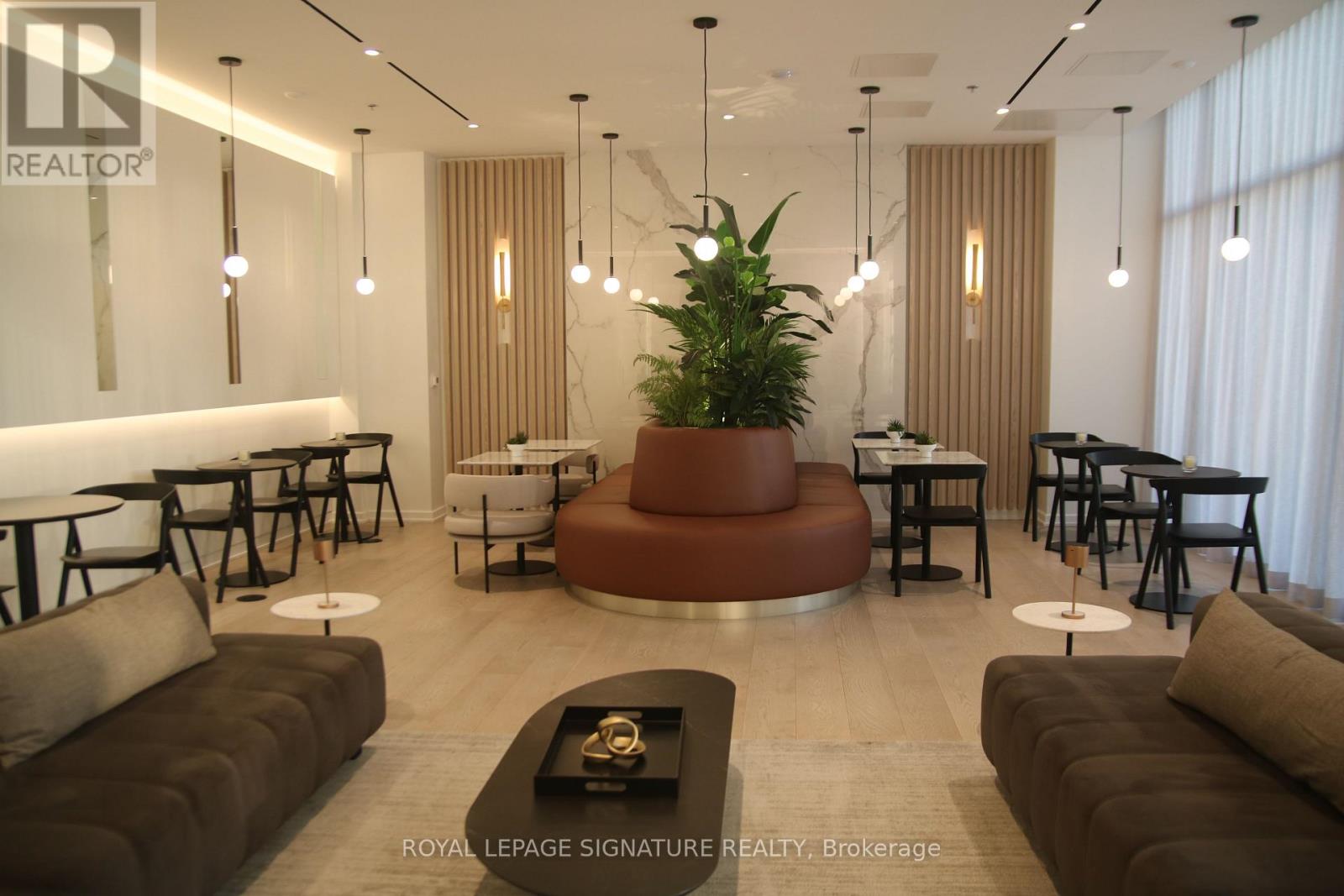 601 - 10 Graphophone Grove, Toronto, Ontario M6H 0E5 - Photo 37 - W12557954