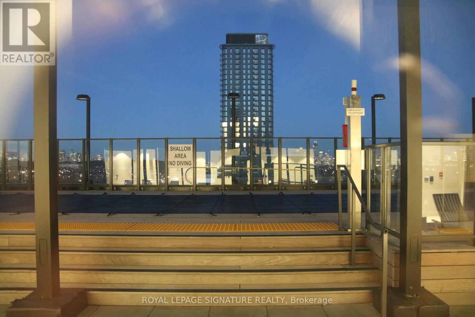 601 - 10 Graphophone Grove, Toronto, Ontario M6H 0E5 - Photo 39 - W12557954