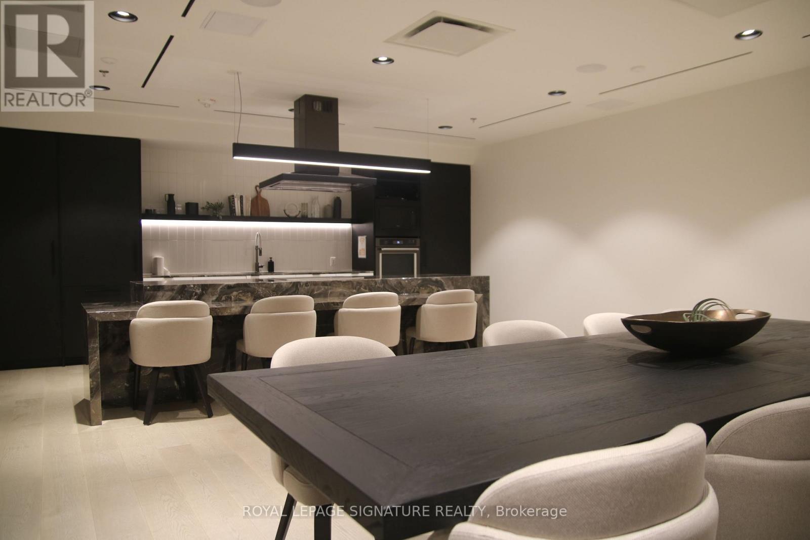 601 - 10 Graphophone Grove, Toronto, Ontario M6H 0E5 - Photo 44 - W12557954