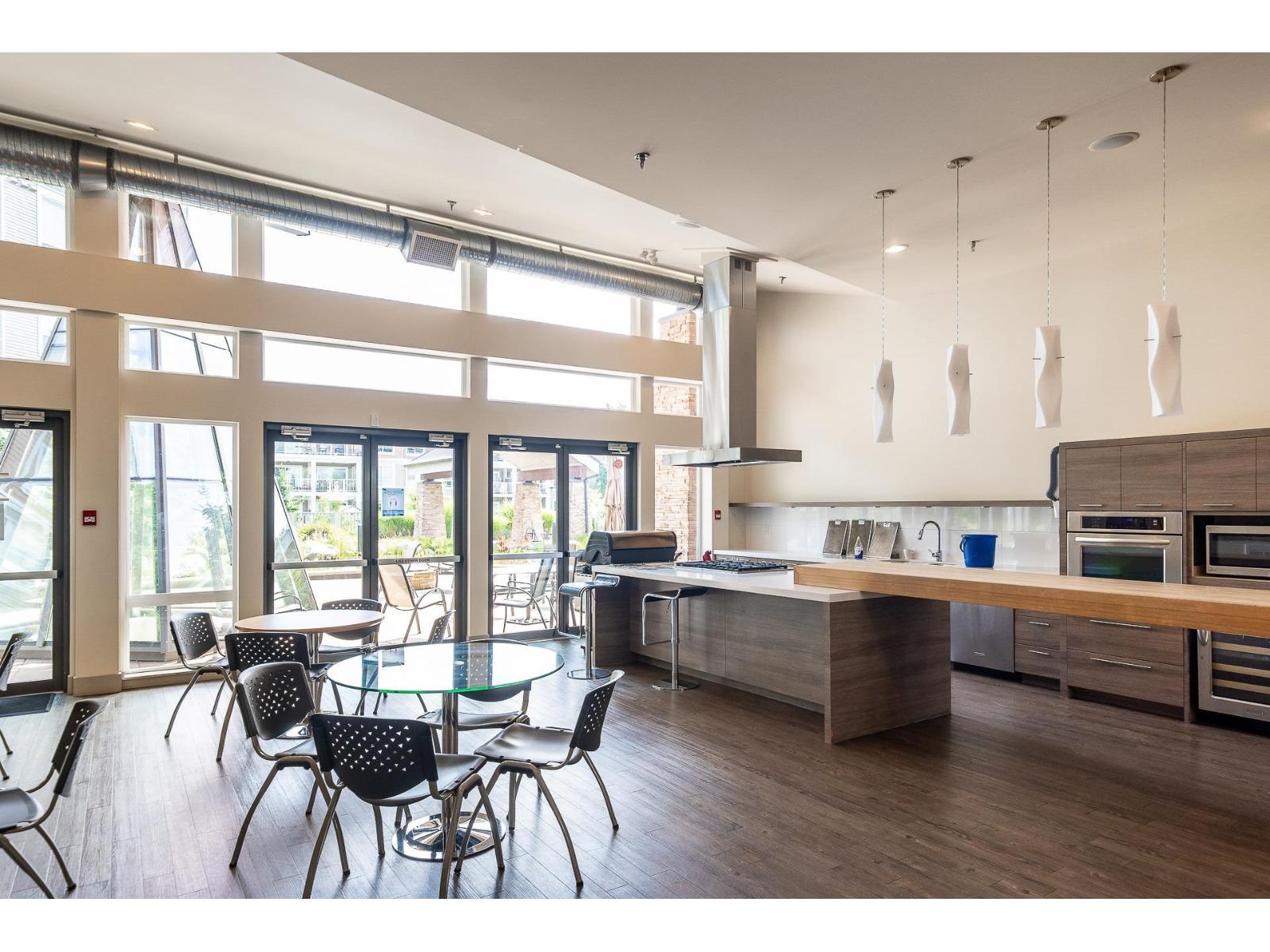 307 6450 194 Street, Surrey, British Columbia  V4N 6J8 - Photo 33 - R3069125